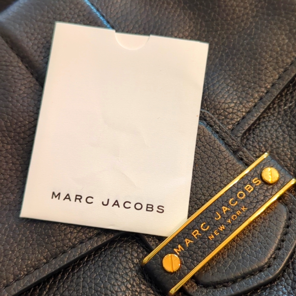 💧MARC JACOBS CROSSBODY BAG💧